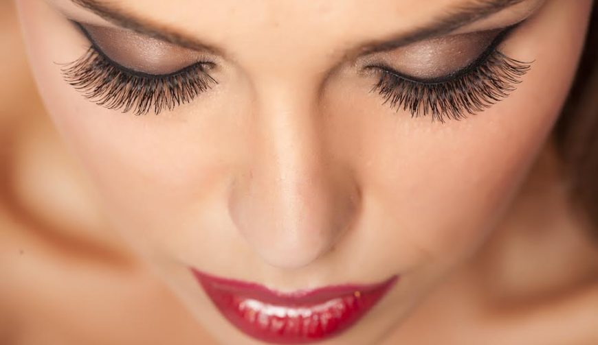 Eyelash-Extension